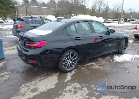 2021 BMW 330I xDrive z USA, uszkodzony, nr VIN 3MW5R7J04M8C00780